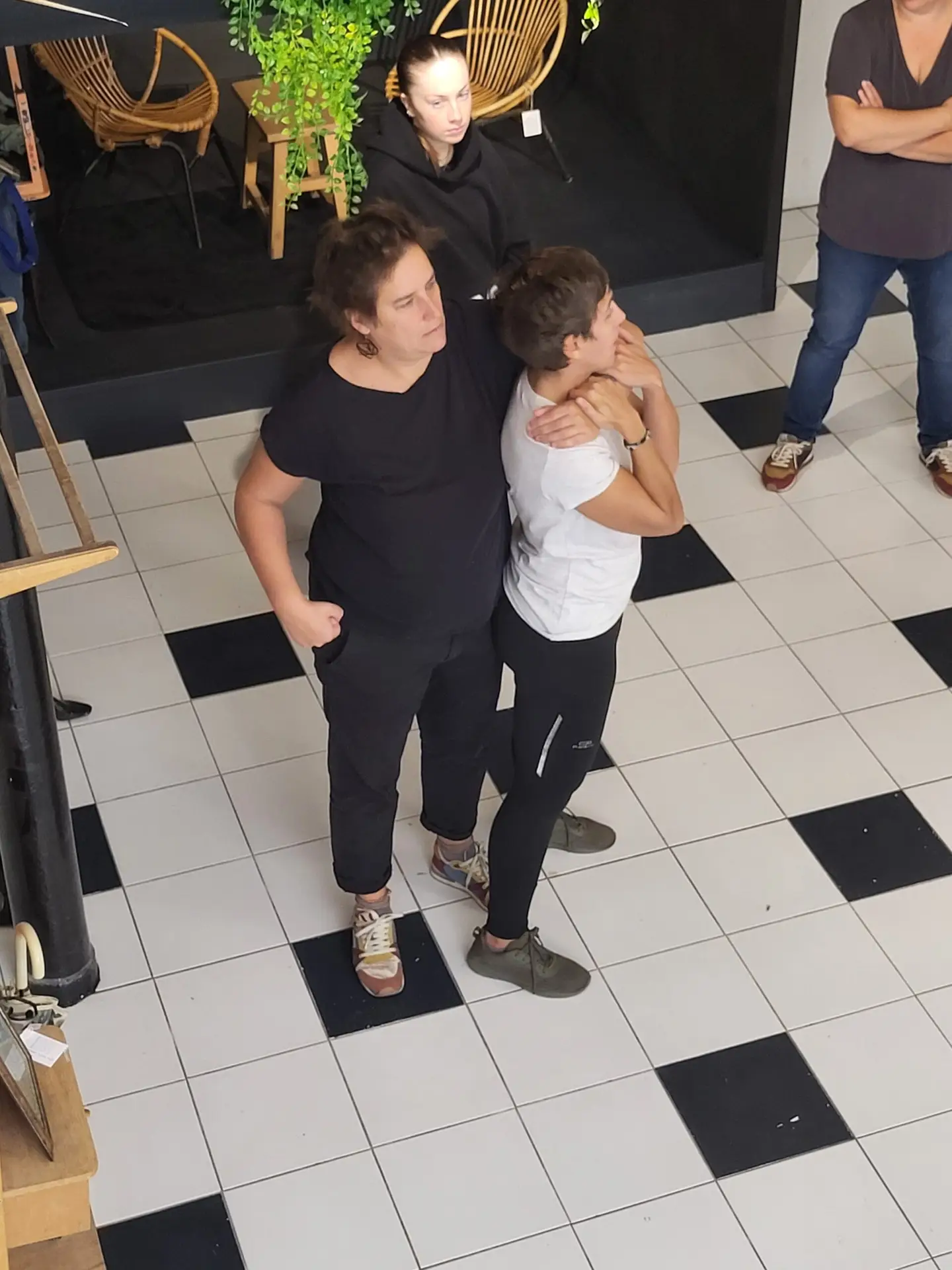 Système de défense sur étranglement lors d'un cours kung fu self défense